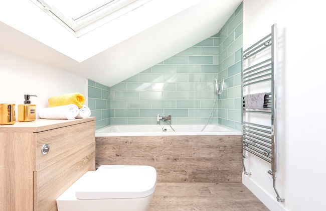 Lincoln 4-beds, Sleeps 13, Hot Tub & Pet Friendly - Foto 22