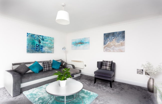 Absolute Stays At The Qube - Families Contractors, Free Wifi - Foto 9