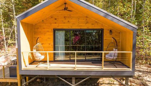 Blooming Redbud Treehouse with private hot tub - Foto 4