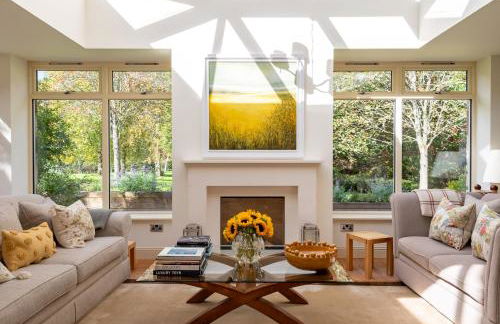 The Old Millhouse - Luxury Retreat with Sauna, Cold Plunge, Yoga & Swim SPA - Photo 27