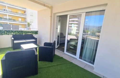 T2 apartment with terrace - Foto 4