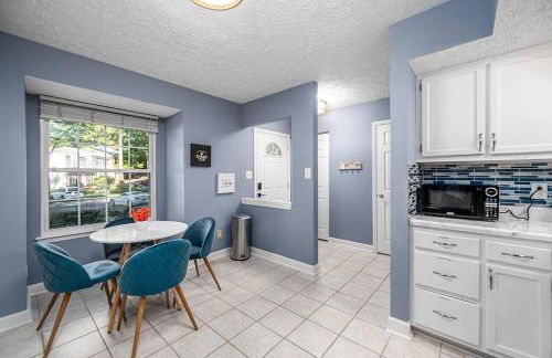 Cozy End Unit Townhouse 1 Mile from Downtown Cary - Foto 13