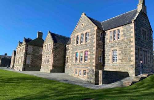 2 bedroom Townhouse within Grade C listed Ladysbridge House 2 night minimum stay - Foto 8