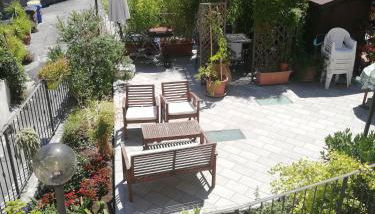 Monolocale con giardino e parcheggio privato CITRA zero zero ottanta trentuno LT 0281 - Photo 3, Garden, Garden view