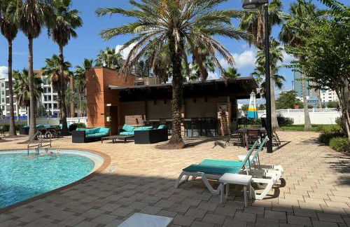 The Point Hotel & Suites - 503 Luxury - Pool view - Close to Universal - Foto 42