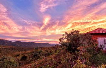Bangalô Sol e Lua - ao lado da portaria do Parque Nacional - Foto 12