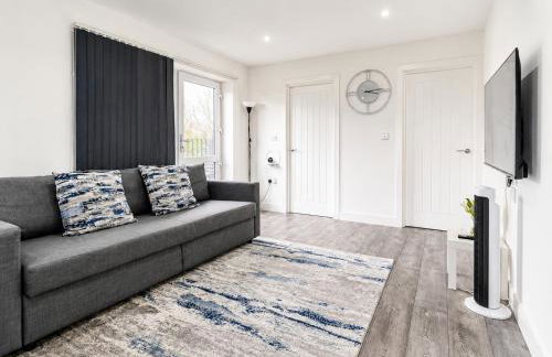 Bridge Court by Sterling Edge - Stylish 1-Bed Apartments with Balcony or Private Garden and Free Onsite Parking - Foto 8