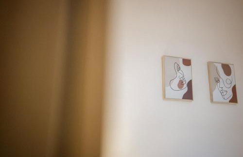 Riverside Escape ,modern residence with courtyard - Photo 3