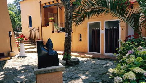 Apartamento con jardín a 11 metros de la playa. SE. - Foto 5, Garden, Garden view