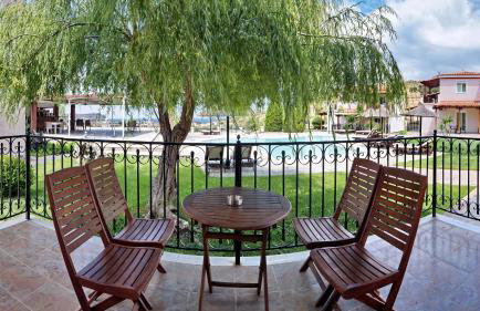 YAKINTHOS GARDEN - Foto 24