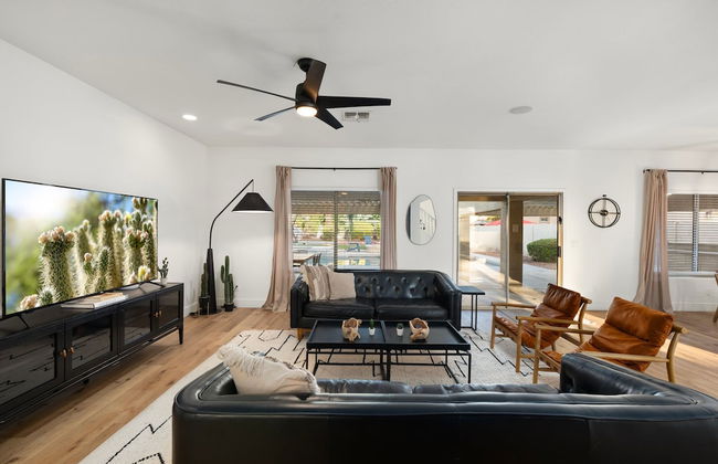 The Cardinal Walk to Stadium Pool Spa Sportcourt - Foto 8