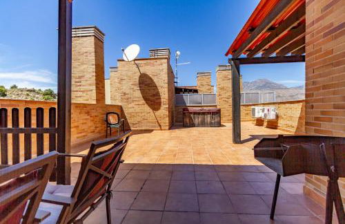 Penthouse sea view, pool, terrace, 2 bedrooms - Foto 27