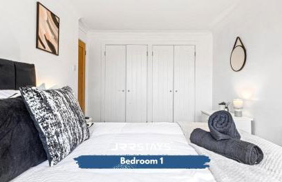 JRR STAYS WV12 3 bedroom, and Wi-Fi - Foto 7