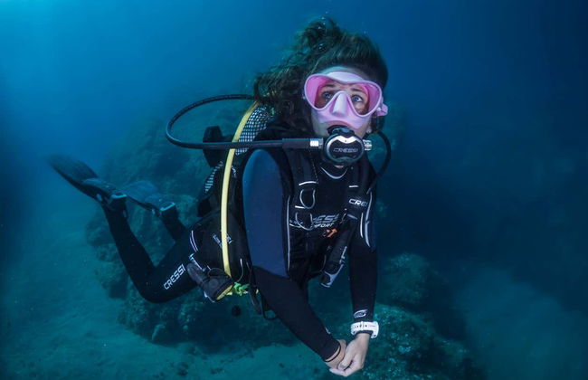Beginners Scuba Diving in Barcelona - Photo 5