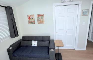 Private 1BR 1BA Suite, Kitchen, Fireplace, Parking - Foto 16