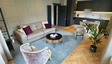 Macbeths Corner - Luxury Apartment with Private Parking - Foto 3