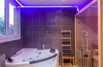 Escapade en Bord de mer avec Sauna et Spa Privés - Foto 9