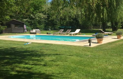 Chaumière entre rivière & champs, piscine privée - Foto 6
