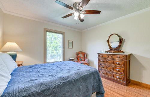 Spacious Mount Pleasant Home with Grill and Yard! - Foto 22