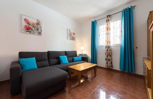 Private Solarium - 2BR House Near the Airport - Foto 5