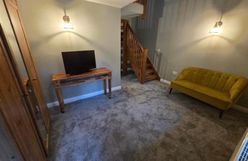 TyneView Estate, Farmhouse & Stables - Photo 16