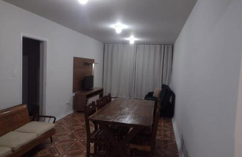 Apartamento amplo 10 mim da praia - Foto 27