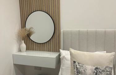 The Lodge Hideaway in Cowes - Photo 14