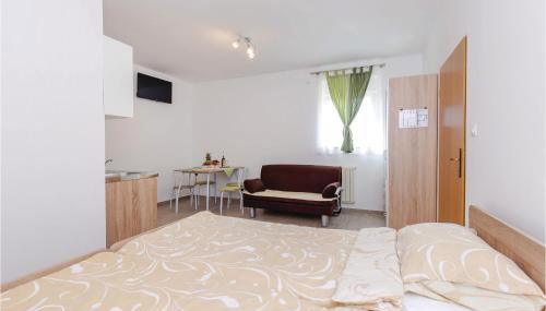 Amazing Studio In Kukuljanovo With Wifi - Foto 4