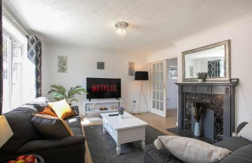 Maltby House, Rotherham for contractors & Families, free private parking, fast wifi, spacious,WIFI etc - Foto 4