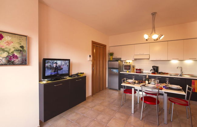 Casa Fiorita Pool and Lake - Foto 6