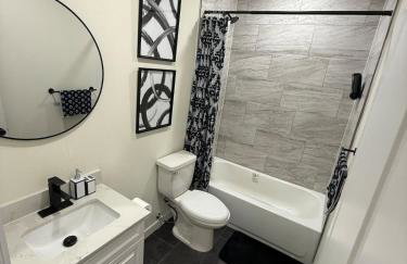 Spacious 3 bedroom 2 bath home in Downtown - Foto 36