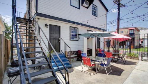 Charming Conti Nest with Large Courtyard - Foto 5