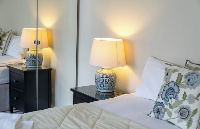 JOIVY Bright Flat for 6, Near Victoria and Warwick sq - Photo 8