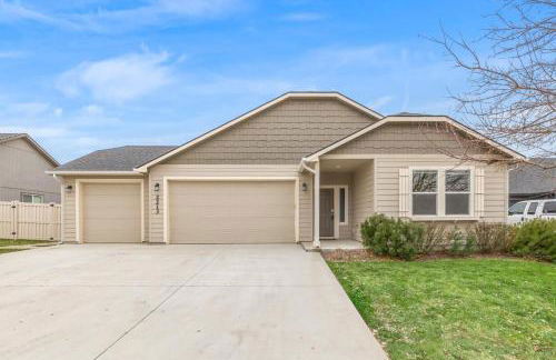 Modern Luxurious 4-bedroom Centrally located home - Foto 27