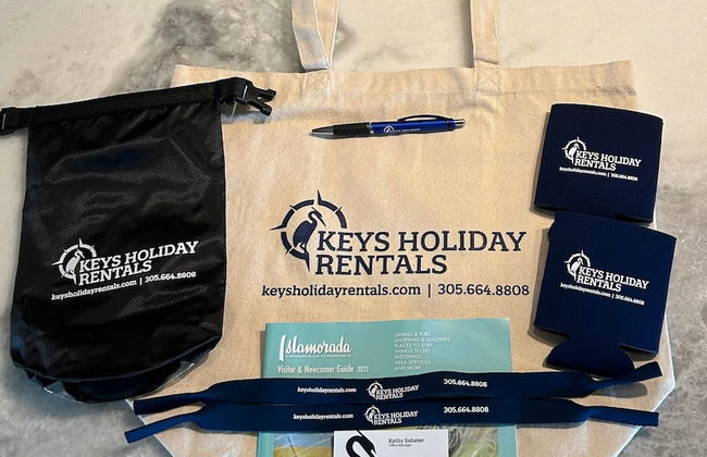 Beautiful Canal Front Home With Above Ground Pool, Dock And Fish Cleaning Station 4 Bedroom Home by RedAwning - Photo 24