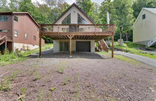 Large Deck and Resort Amenities Lake Ariel Retreat - Foto 35