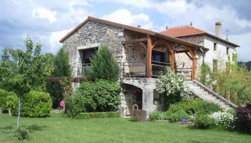Gîte familial avec terrasse panoramique et cheminée, idéal pour randonnées près de Retournac - FR-1-582-355 - Foto 4