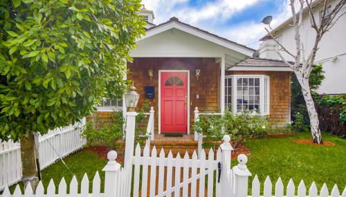 A Touch of Cape Cod in West Hollywood - Foto 2