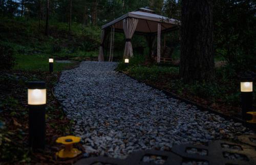 Uroczy mały domek na leśnej działce - Łosiówka - Foto 13