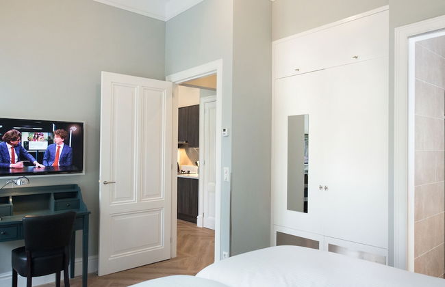 BizStay Park Central Executive - Photo 40