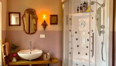 LA GIALLA di Via Silvano 12 - Foto 2, Shower