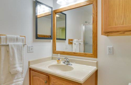 The Eagles Nest at Alpine Cabin with Fireplace! - Foto 21