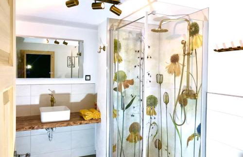 Fachwerkhaus mit rustikalem Weinkeller und Garten, ganze Unterkunft, gute Lage - Photo 5