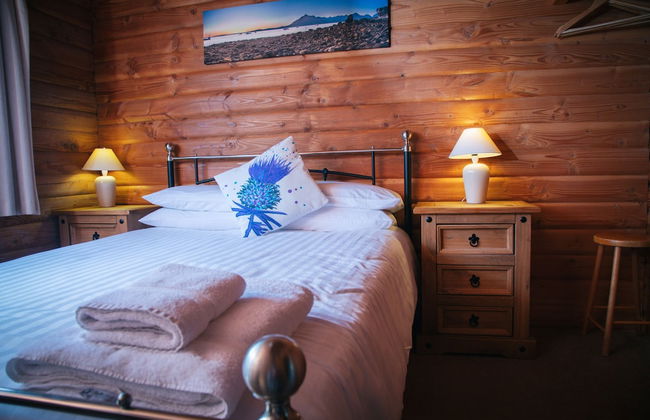 Armadale Castle Cabins - Photo 34