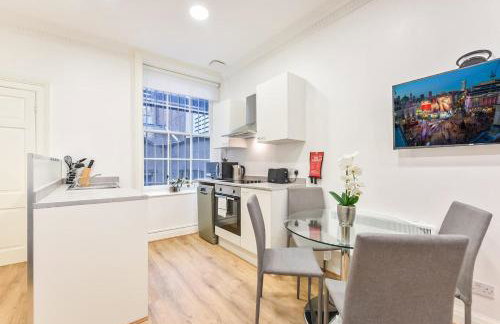 2 Bed Piccadilly Apartment 2 - Photo 3