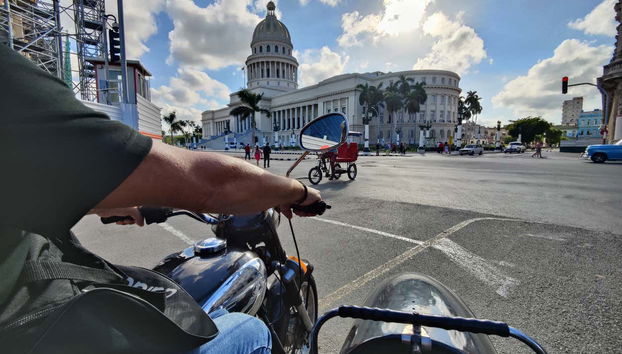 Classic or Sidecar Motorcycle Tour of Havana - Photo 2