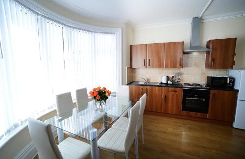 Twelve Holiday Apartments - Foto 38