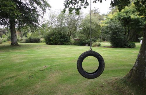 Serene Countryside Home with Manicured Gardens - Foto 43