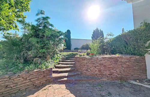 Grande villa entièrement rénovée avec piscine - Foto 22