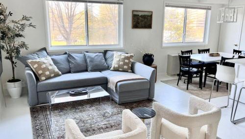 Crystal City Boutique Flats 2BR - Free Parking 2878 - Foto 1